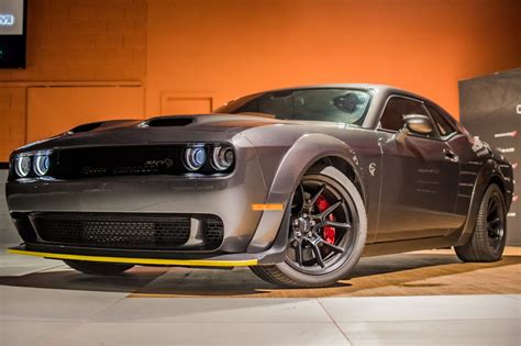 Dodge Challenger Srt Hellcat Redeye Amencars