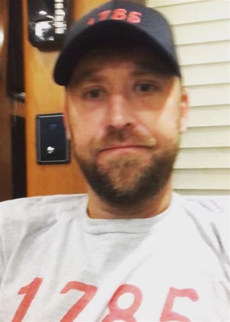 Charles Kelley Height Weight Age Body Statistics Healthy Celeb