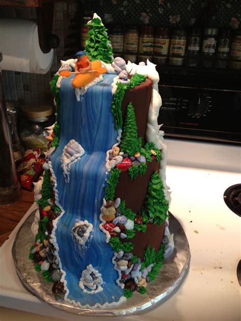 Other Side If Skier And Kayaker Cake Kayak Cake Ocean Cakes Novelty