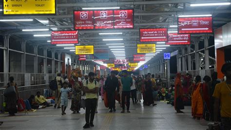 Two Hundred Meter Long Fob Will Built Cantt Station In Varanasi Width Foot Over Bridge 12 Meters