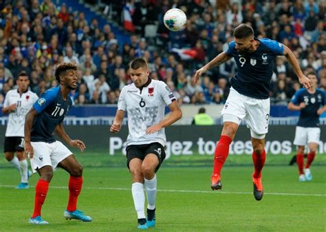 Qualifs Euro 2020 les Bleus régalent avec Coman l artificier