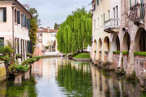 Treviso Citt Dacque Tra Arte Storia E Bollicine