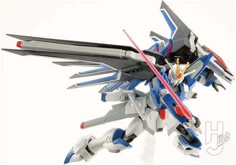 「hgライジングフリーダムガンダム」レビュー！ 可動域や再現度をご紹介！＆sdガンダムexスタンダードもピックアップ！【機動戦士ガンダム