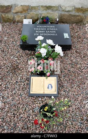 Bobby Sands grave, Republican Plot, Milltown Cemetery, Belfast ...