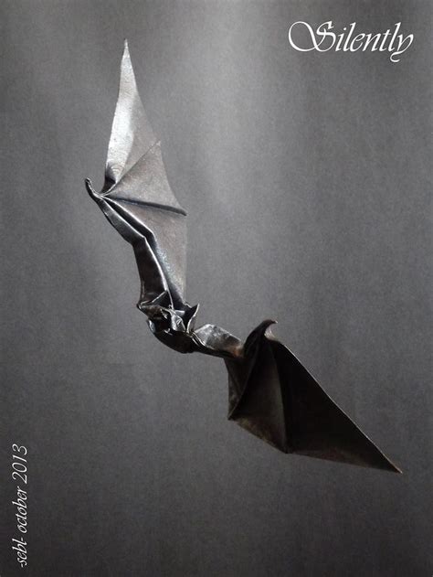 How to Fold an Easy Origami Bat | Creative origami, Halloween origami ...