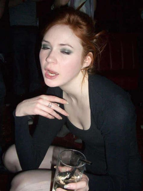 Karen Gillan Nude Photos Videos