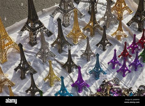 Paris Souvenirs Hi Res Stock Photography And Images Alamy