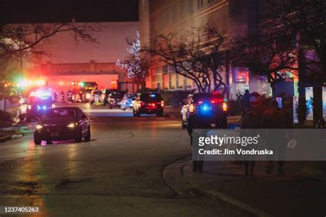 34 Oak Brook Mall Stock Photos, High-Res Pictures, and Images - Getty Images