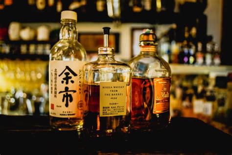 Whiskey Tasting Guide & How To Taste Whisky