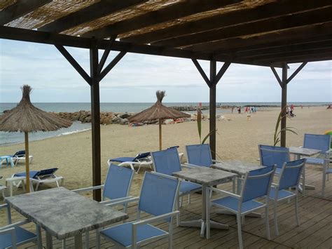 Club De Plage La Plage En Famille Canet En Roussillon Beach Restaurant