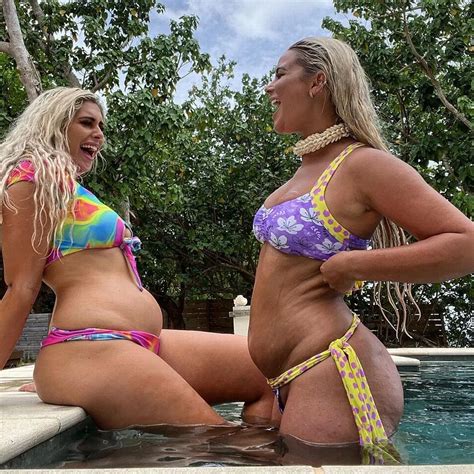 Instagram Models Get Hailed For Real Bikini Snaps With Message About Bloating Daily Star