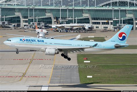 HL8228 Korean Air Airbus A330 223 Photo By Delta Oscar Lima Lima Yankee