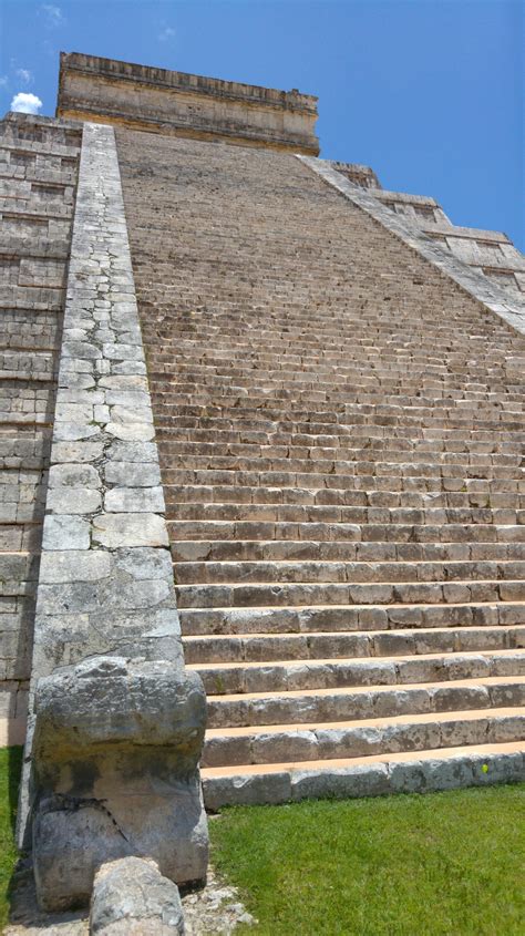 Chichen Itza Mayan Pyramid Ruins Yucatan Mexico Visions Of Travel