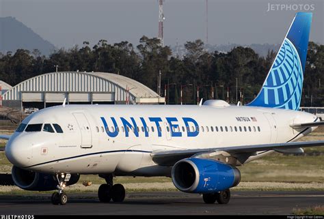 N876UA Airbus A319 132 United Airlines Iván Cabrero JetPhotos