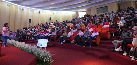 Srikandi BUMN Goes To Campus Biofarma Berbagi Pengalaman Dengan