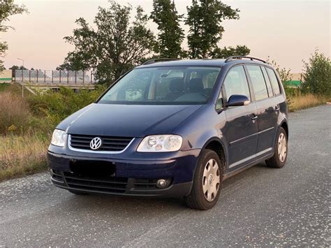 VW Touran 2 0 Benzyna 150 koni 2 komplety kół 2 strefowa klima