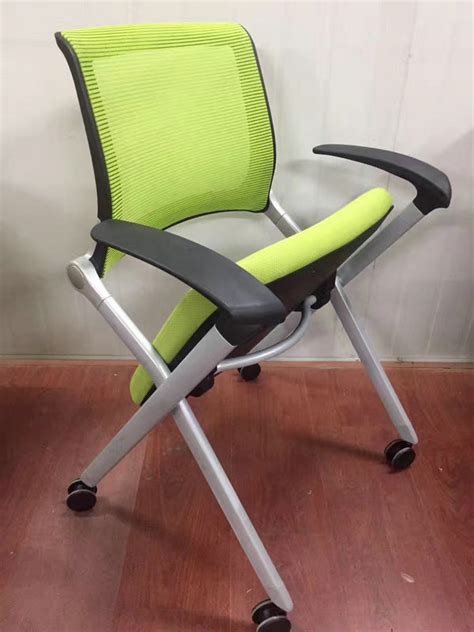 China Manufacturers Best Elegant Office Chair Wholesale Folding Chair with Wheel