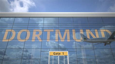 Mehr Flüge in den Süden Flughafen Dortmund erweitert Angebot 2024