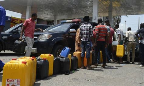 Fuel Scarcity Concerns As Queues Resurface At Ilorin Petrol Stations