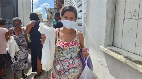 Prefeitura Da Barra Realiza Entrega De Peixes Da Semana Santa