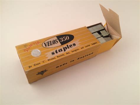 Beautiful Vintage Box Of Crown Staples Crown Was A British Brand Of