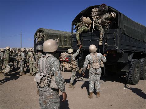 “vamos A Cazar Extranjeros” La Polémica Frase De Un Soldado Peruano En La Frontera Con Chile