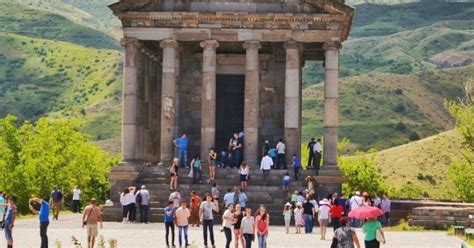 Tour Privato Al Tempio Di Garni Al Monastero Di Geghard Al Lago Sevan