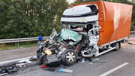 J Hriger Stirbt Bei Unfall Auf Der A Ndr De Nachrichten