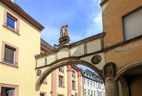 O Arco O Trier Da Crucificação Foto de Stock Imagem de antigo