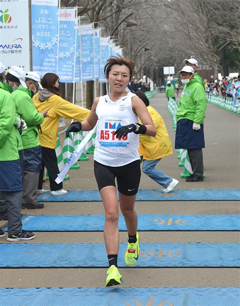 練馬こぶしハーフマラソンは遠藤さんが女子2連覇 男子は鶴田さんが初優勝 － Runnet － 日本最大級！走る仲間のランニングポータル