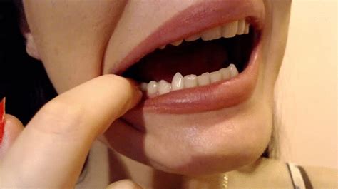 Teeth Provocation Fatalitas Ilusione Clips4sale