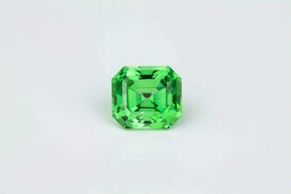 Green Sapphire Complete Buying Guide Meanings Properties Facts