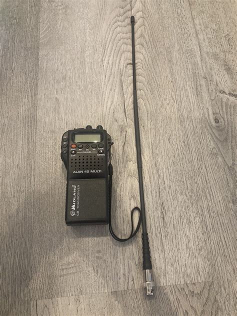 CB MIDLAND ALAN 42 Multi 4W Handfunkgerät 2 Antenne Albrecht HyFlex