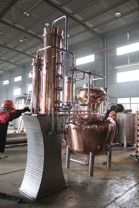 200L Copper Distillery Equipment For Prime Whisky Gin Distilling From