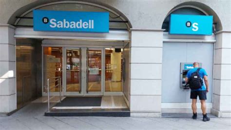 Sabadell Elimina Su Banca Personal Y Ultima Una Divisi N De Grandes