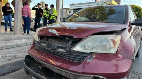 Joven Se Pasa El Sem Foro En Rojo Y Choca Contra Un Sed N En Los Mochis