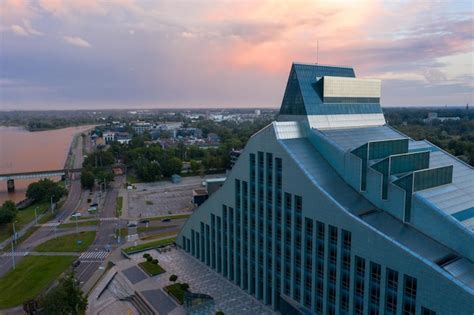 Riga Letonia De Septiembre De Vista A Rea Del Edificio De