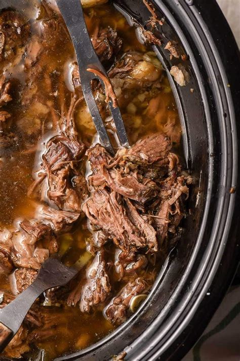 The Best Slow Cooker Shredded Beef Recipe Neighborfood