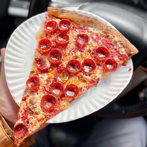 The 8 Best Pizza Places in NYC – World of Mouth