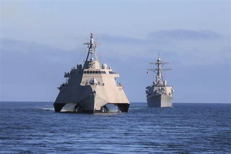 DVIDS Images USS Hopper DDG 70 USS Kansas City LCS 22 And USS