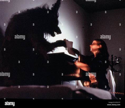 Dee wallace howling 1981 hi-res stock photography and images - Alamy