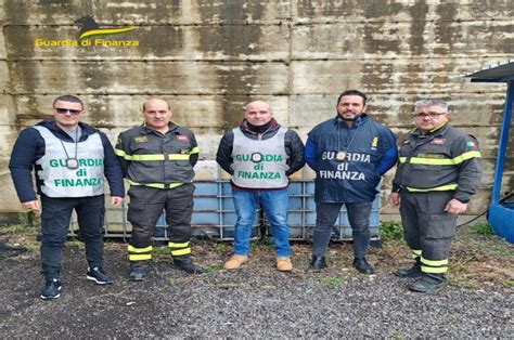 Salerno Gdf Dona Oltre Litri Di Gasolio Al Comando Dei Vigili