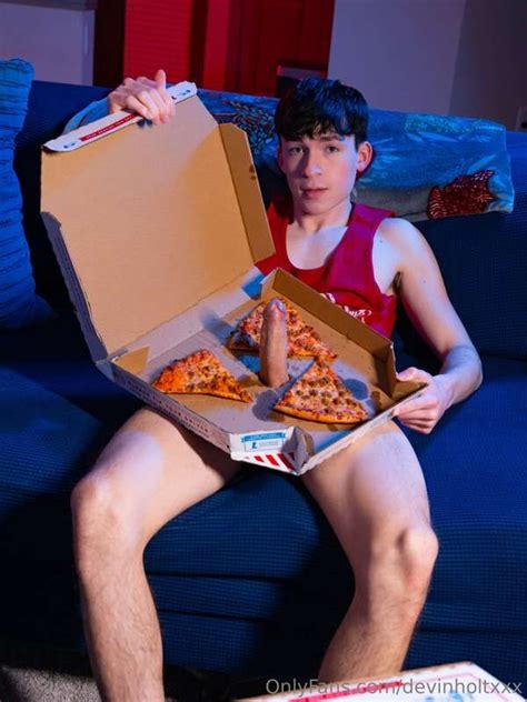 Weekends Browsing Gay Porn Tube