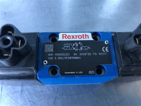 Rexroth R900552321 Directional Control Valve NEW FREE SHIPPING