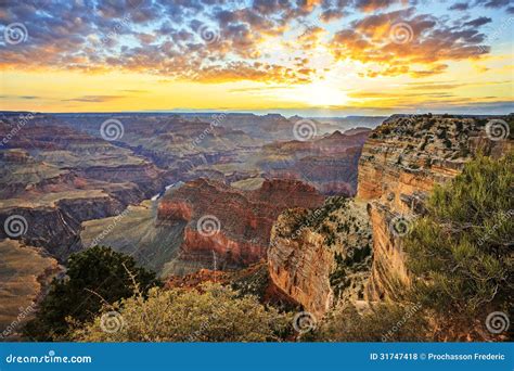 Horizontal View of Famous Grand Canyon at Sunrise Stock Photo - Image of landscape, national ...