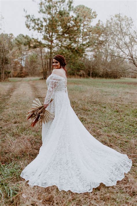 Autumn Wedding Dresses Youll Fall In Love With