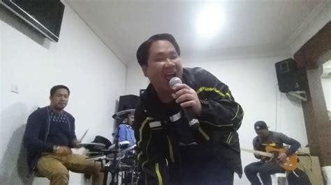 Pasko Ang Araw Ng Pag Ibig Siakol Cover By Live Him Youtube