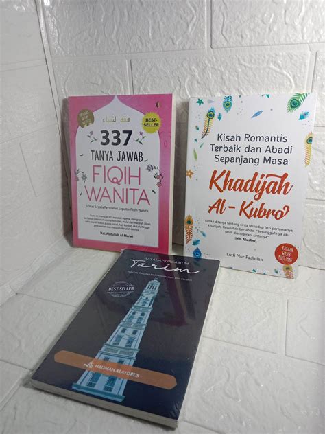 1 Paket 3 Buku 337 TANYA JAWAB FIQIH WANITA KISAH ROMANTIS TERBAIK DAN