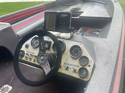 1986 Ranger 373 Bass Master Classic boat - Boats - Eminence, Indiana