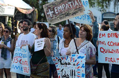 Movimentos Populares Fazem Ato Fora Temer Na Direitos Humanos